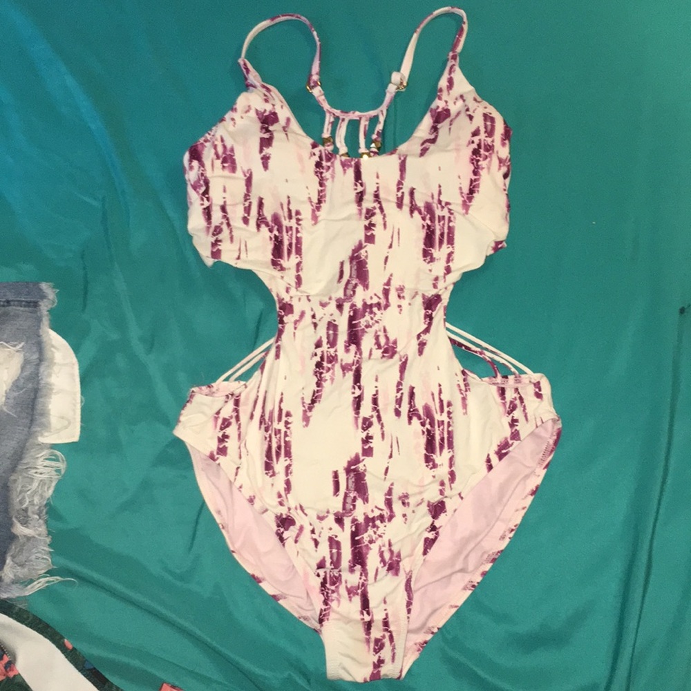 Bathing suit